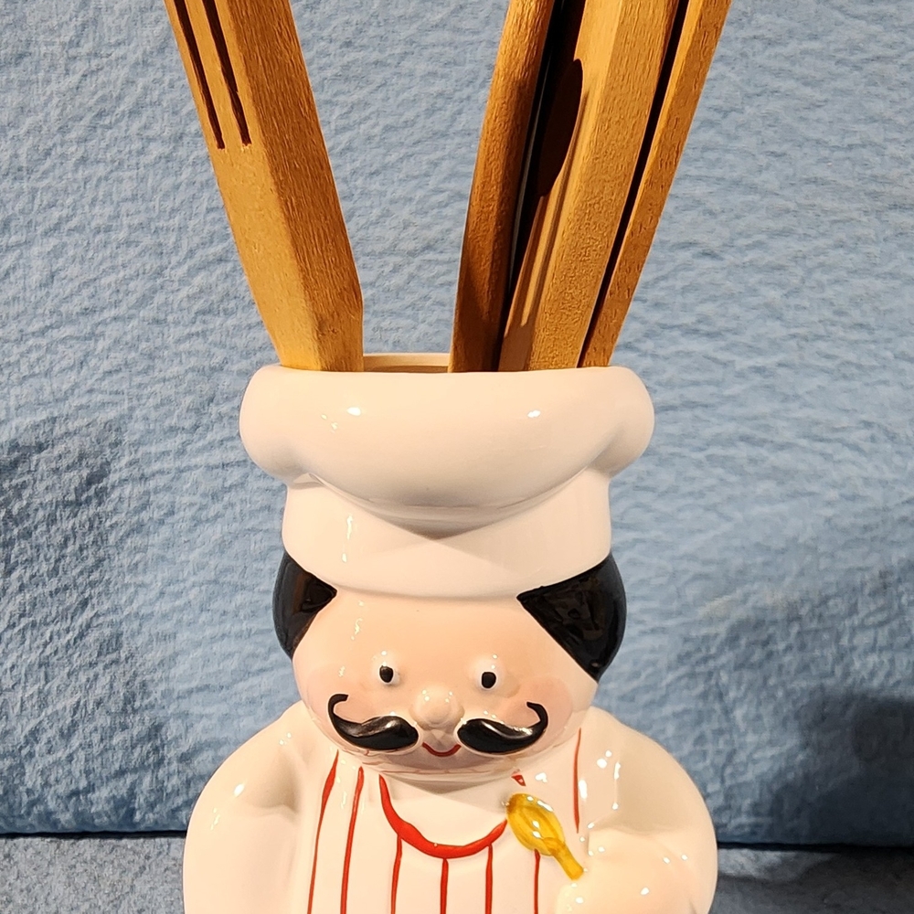 Avon Chef Utensil Holder with Wooden Spoons - White and Black